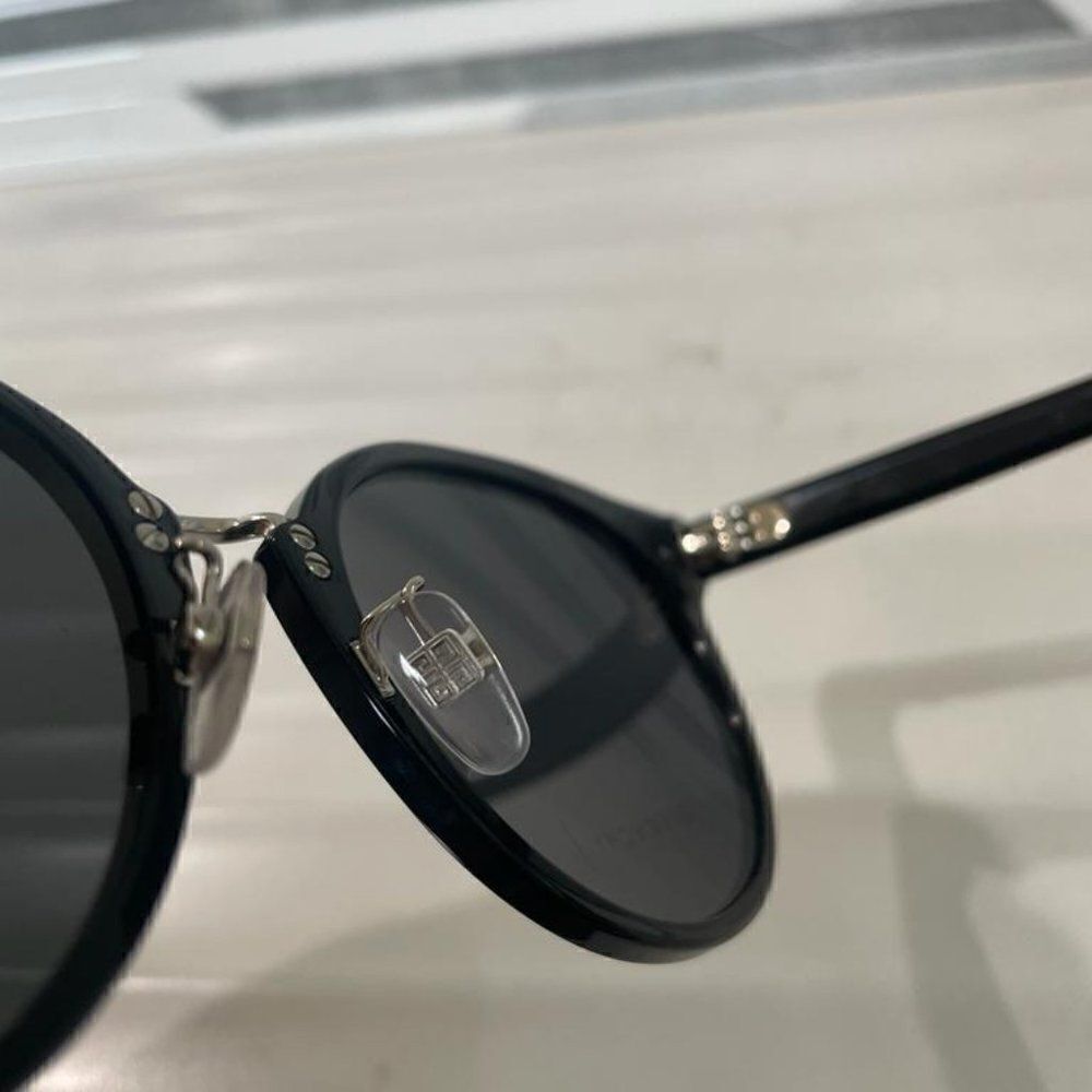 NIB Givenchy GV 7115/F/S Unisex Sunglasses - Picture 7 of 10